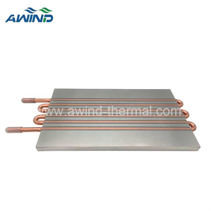 Liquid cooling system for data center cloud computing